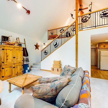 Alpine Home Lilliwaup Luaran gambar
